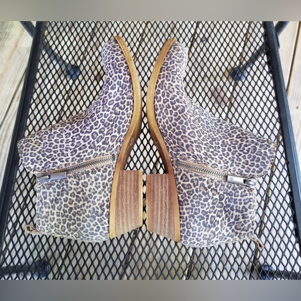 Lucky Brand Leather Leopard Booties/ Boots Size 7 - Picture 6 of 10